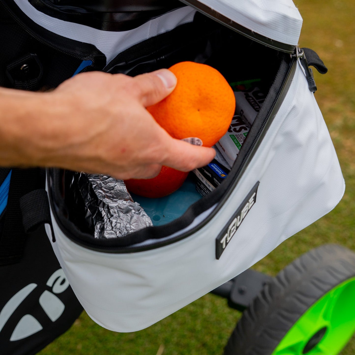 White Tuube Lunch Box 6L lifestyle shot as a work lunch bag, showing everyday versatility beyond the golf course