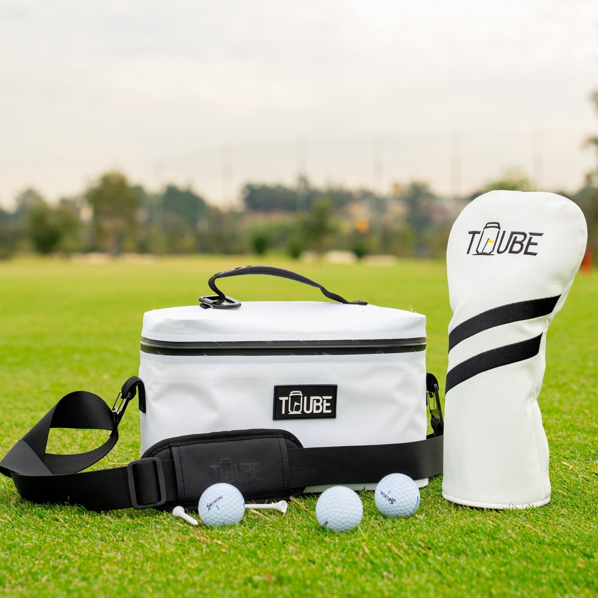 Tuube Lunch Box 6L White and Head Cover Side by Side. 