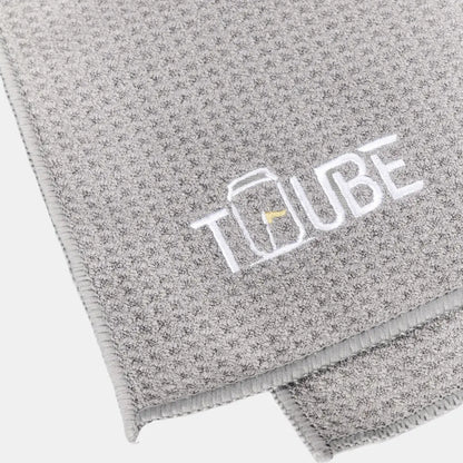 Grey Tuube microfiber clip golf towel with carabiner, attaches to any golf bag for fast club and hand cleaning between holes