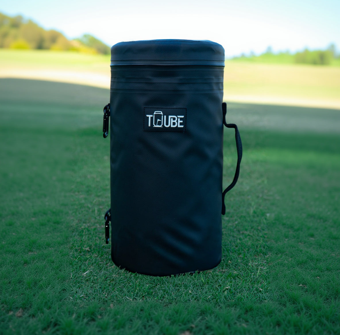 Black Tuube Cooler Bag XL closeup of heat-welded seams and 8mm NBR insulation panel, durable golf bag cooler